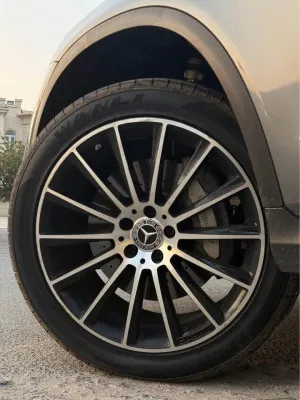2019 Mercedes-Benz GLC GLC300