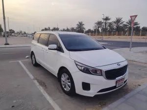 2016 كيا كارنفال LX with Seat Package