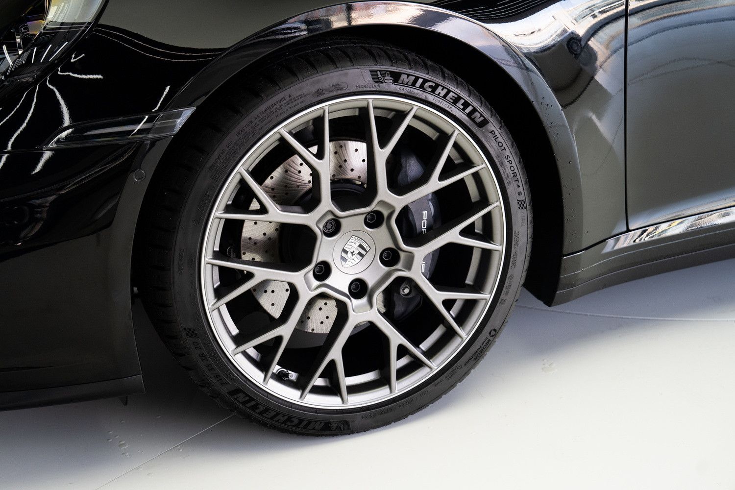 2025 بورش 911 كاريرا Carrera