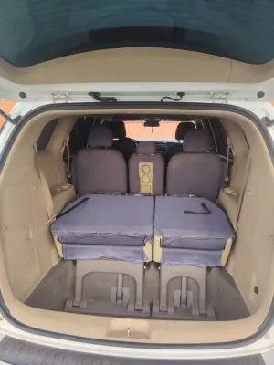 2016 كيا كارنفال LX with Seat Package
