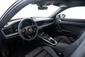 2025 بورش 911 كاريرا Carrera