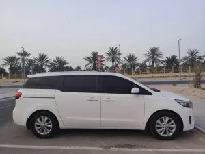 2016 كيا كارنفال LX with Seat Package