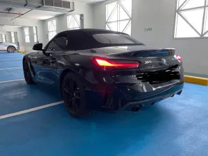 2021 بي أم دابليو زد 4 sDrive 28i