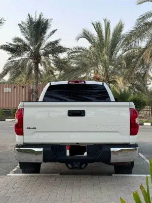 2017 تويوتا تندرا SR