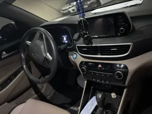 2021 هيونداي توسان SE