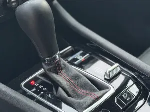 2024 جييب كومباس Limited