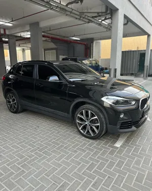 2017 بي أم دابليو اكس - 2 XC40