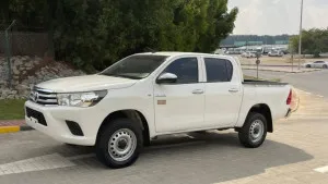 2020 Toyota Hilux DLX