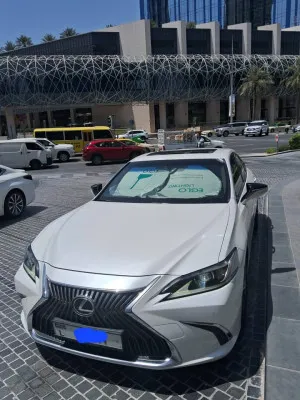 2019 لكزس ES - اي اس Es350