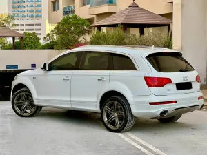 2015 اودي كيو٧ Prestige
