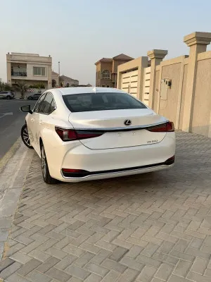 2021 لكزس ES - اي اس Es350