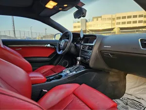2011 اودي ار اس ٥ coupe