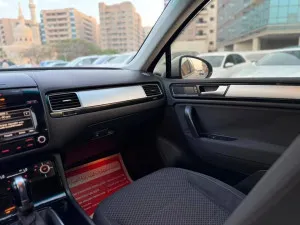 2015 فولجس فاجن تيغوان SE R-Line Black