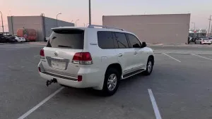 2011 Toyota Land Cruiser GXR