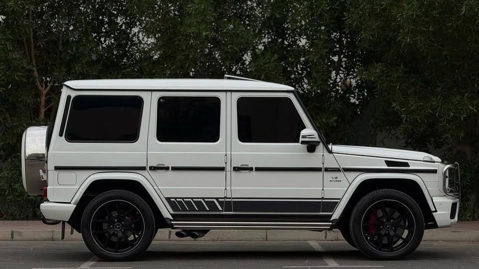 2017 مرسيدس-بنز الفئة - G G63 AMG