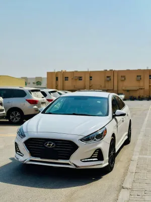 2018 هيونداي سوناتا SE