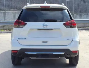 2017 نيسان روج SL