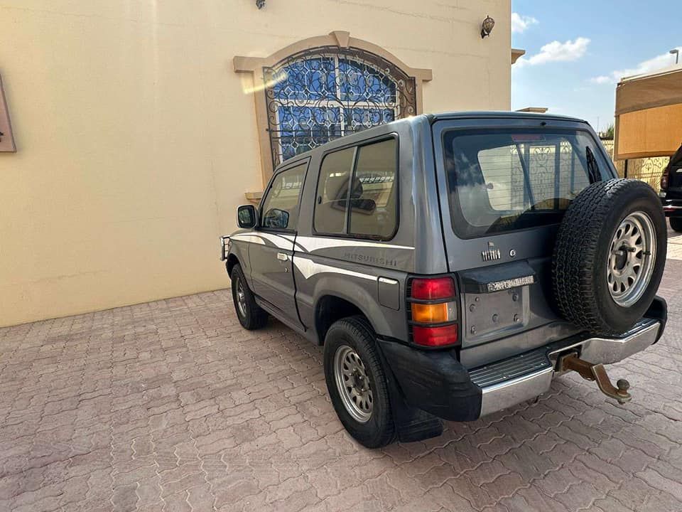 1998 Mitsubishi Pajero Signature Edition