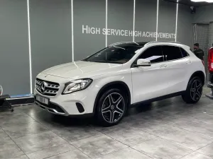2015 مرسيدس-بنز GLA - جي ال اي GLA250