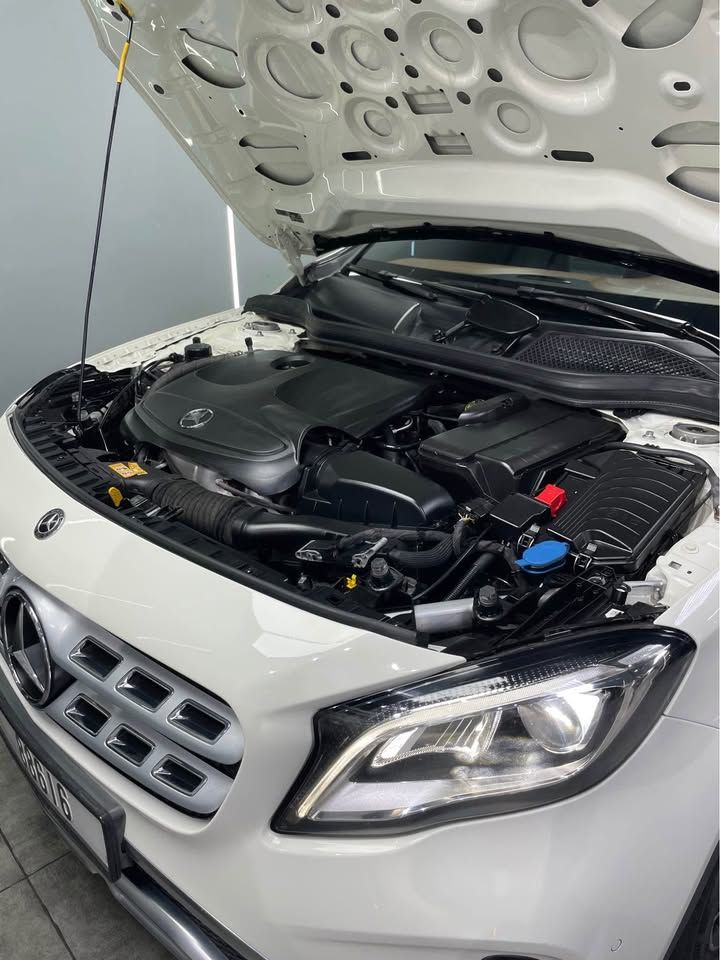 2015 مرسيدس-بنز GLA - جي ال اي GLA250
