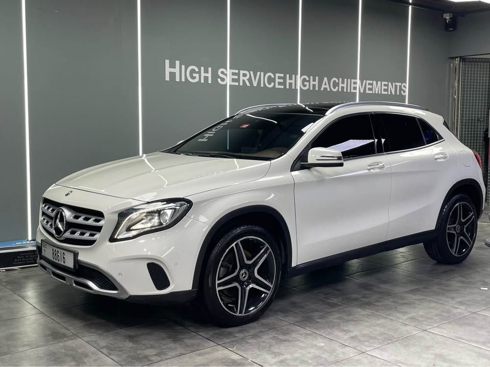 2015 مرسيدس-بنز GLA - جي ال اي GLA250