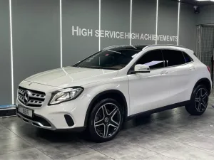 2015 مرسيدس-بنز GLA - جي ال اي GLA250