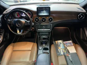 2015 مرسيدس-بنز GLA - جي ال اي GLA250