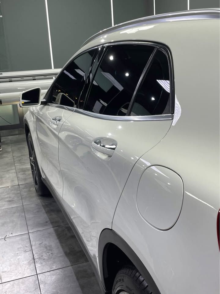 2015 مرسيدس-بنز GLA - جي ال اي GLA250