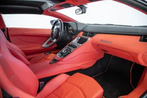 2014 لامبورجيني أفندايتر LP700-4
