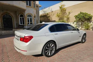2015 بي أم دابليو الفئة - 7 730LI