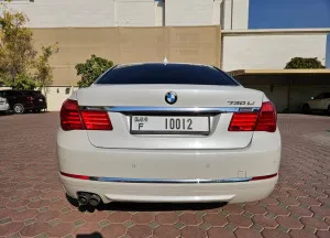 2015 بي أم دابليو الفئة - 7 730LI