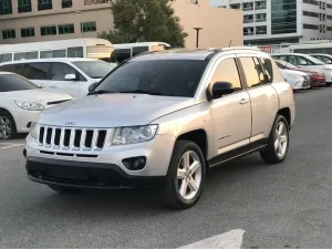 2012 جييب كومباس Latitude LUX