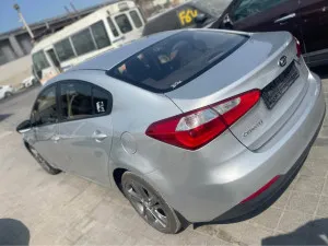 2016 Kia Cerato EX hatchback