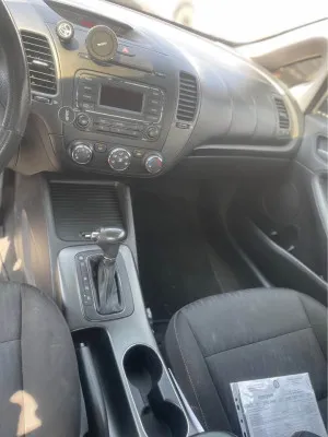 2016 Kia Cerato EX hatchback