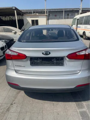 2016 Kia Cerato EX hatchback