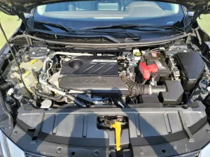 2022 نيسان روج SV