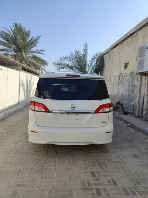 2012 Nissan Quest Platinum