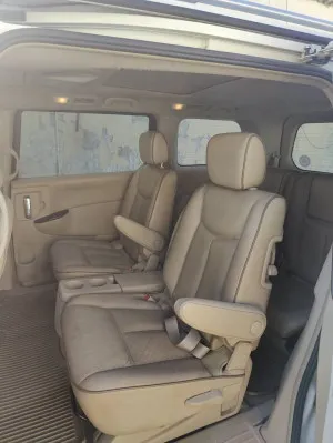 2012 Nissan Quest Platinum