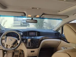 2012 Nissan Quest Platinum