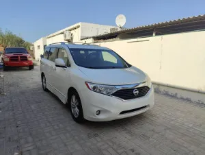 2012 Nissan Quest Platinum