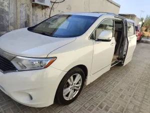 2012 Nissan Quest Platinum