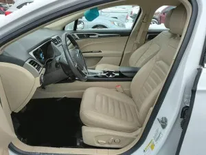 2016 فورد فيجن Titanium