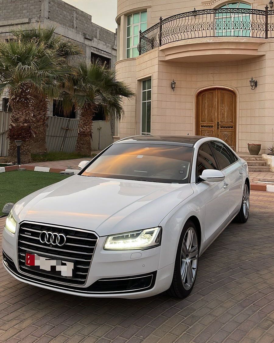 2015 اودي آي ٨ 4.0T quattro