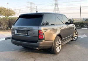 2018 لاند روفر رينج روفر HSE
