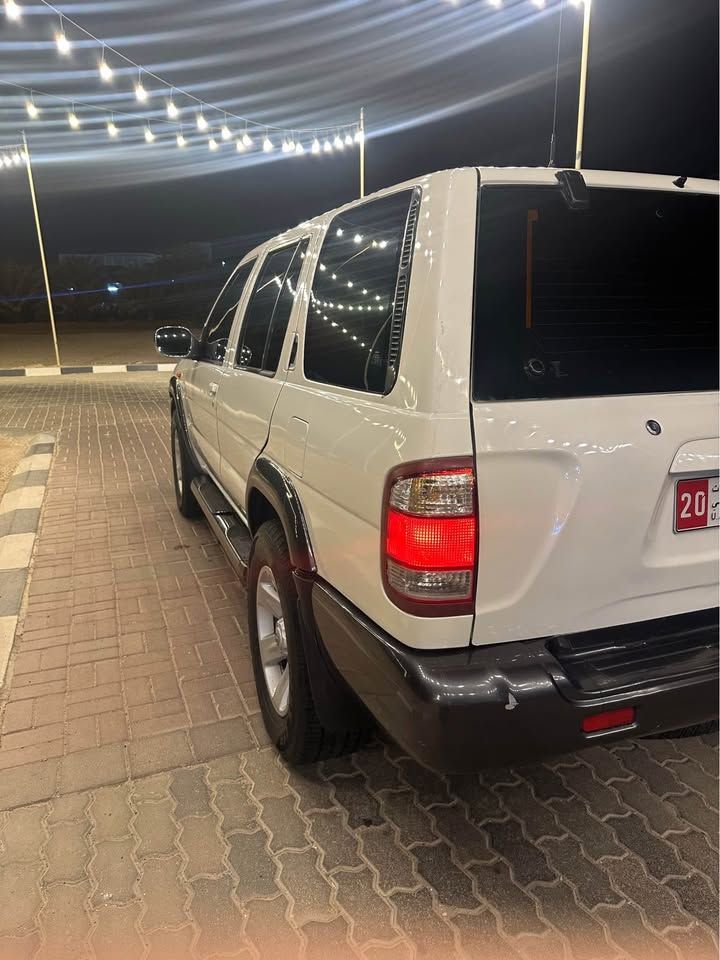 2005 نيسان باثفايندر S