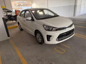 2024 كيا بيجاس Standard