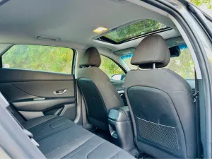 2024 Hyundai Elentra SE