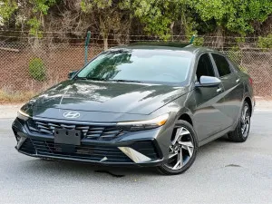 2024 Hyundai Elentra SE