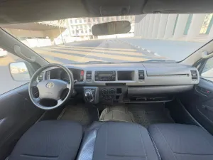 2007 تويوتا هياس LWB
