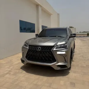 2018 لكزس أل أكس ٥٧٠